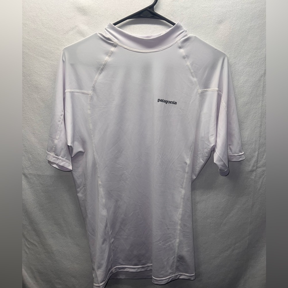 Patagonia work out shirt